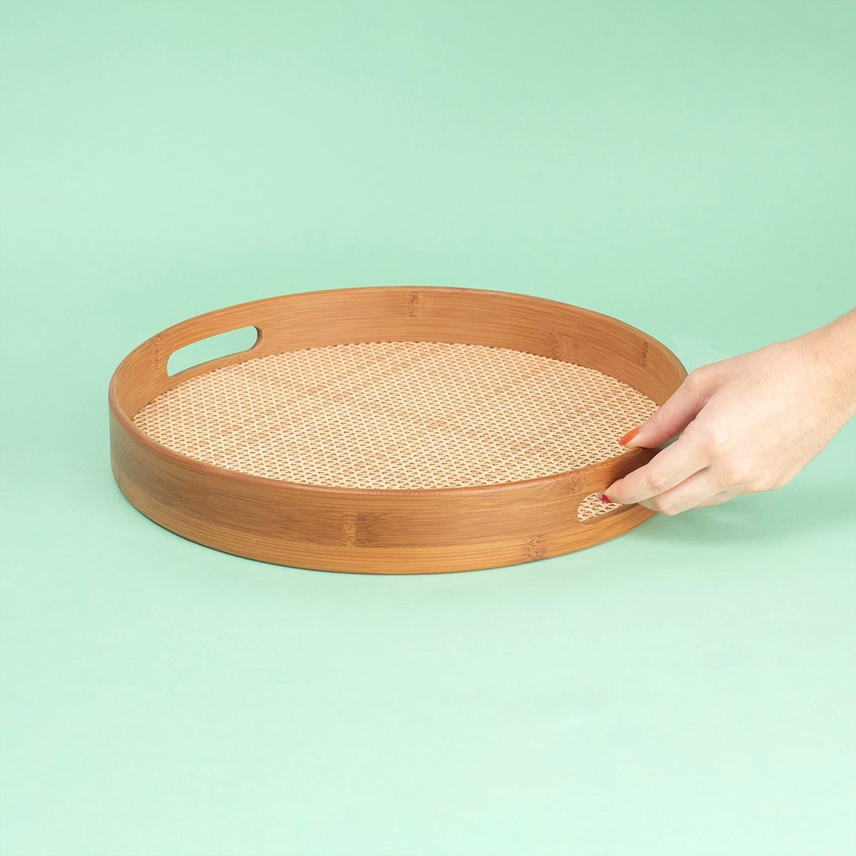 Bandeja Redonda de Bambu com Palhinha Indiana Xadrez Essenza Natural
