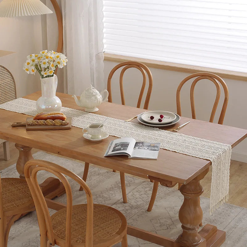 Caminho de Mesa em Renda Boho