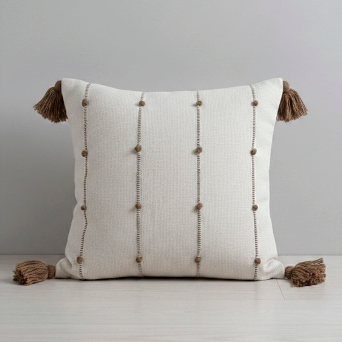 Capa de Almofada Trama com Pompom