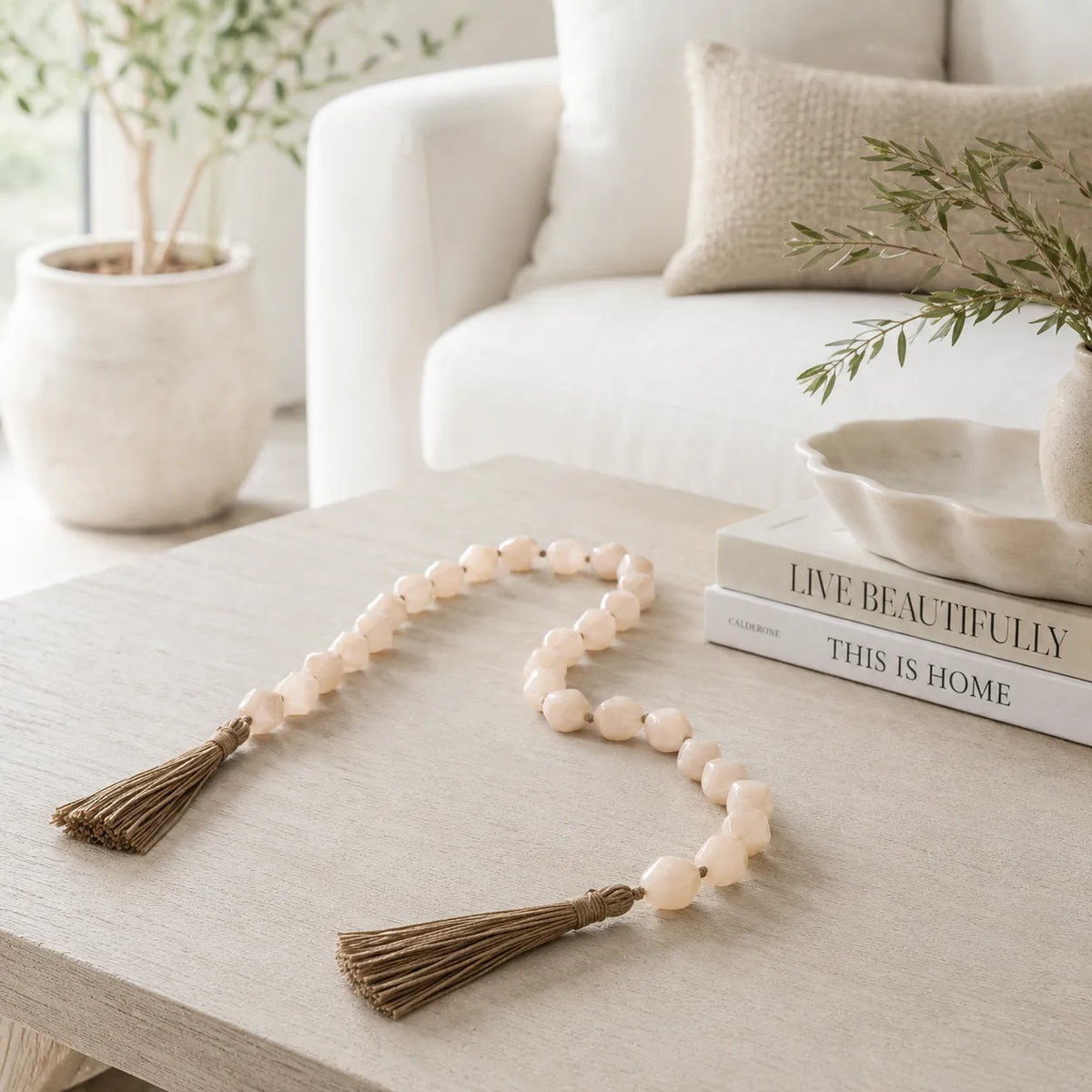 Colar de Mesa Decorativo em Resina Quartzo