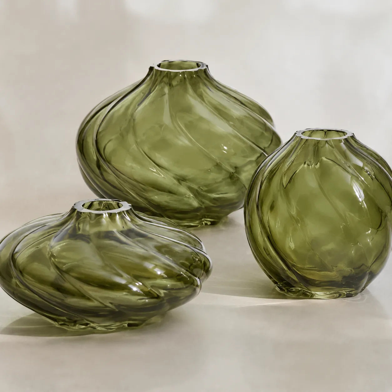 Conjunto de Mini Vasos em Vidro Oliva