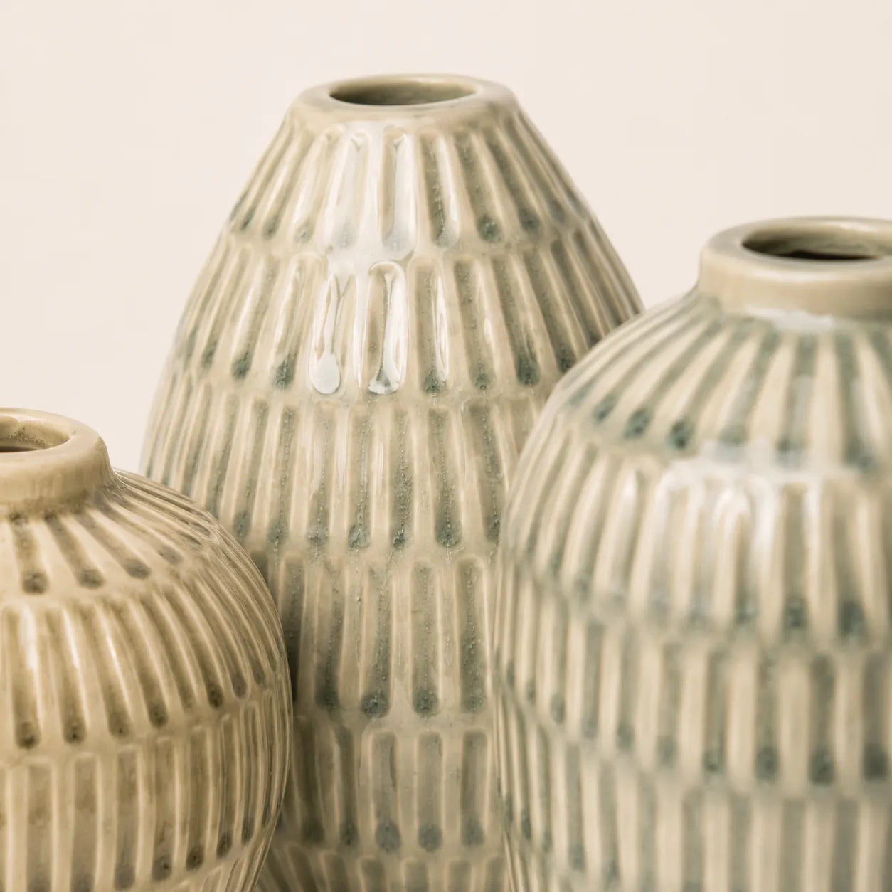 Conjunto de Vasos Decorativos em Cerâmica Ravena - 3 pçs