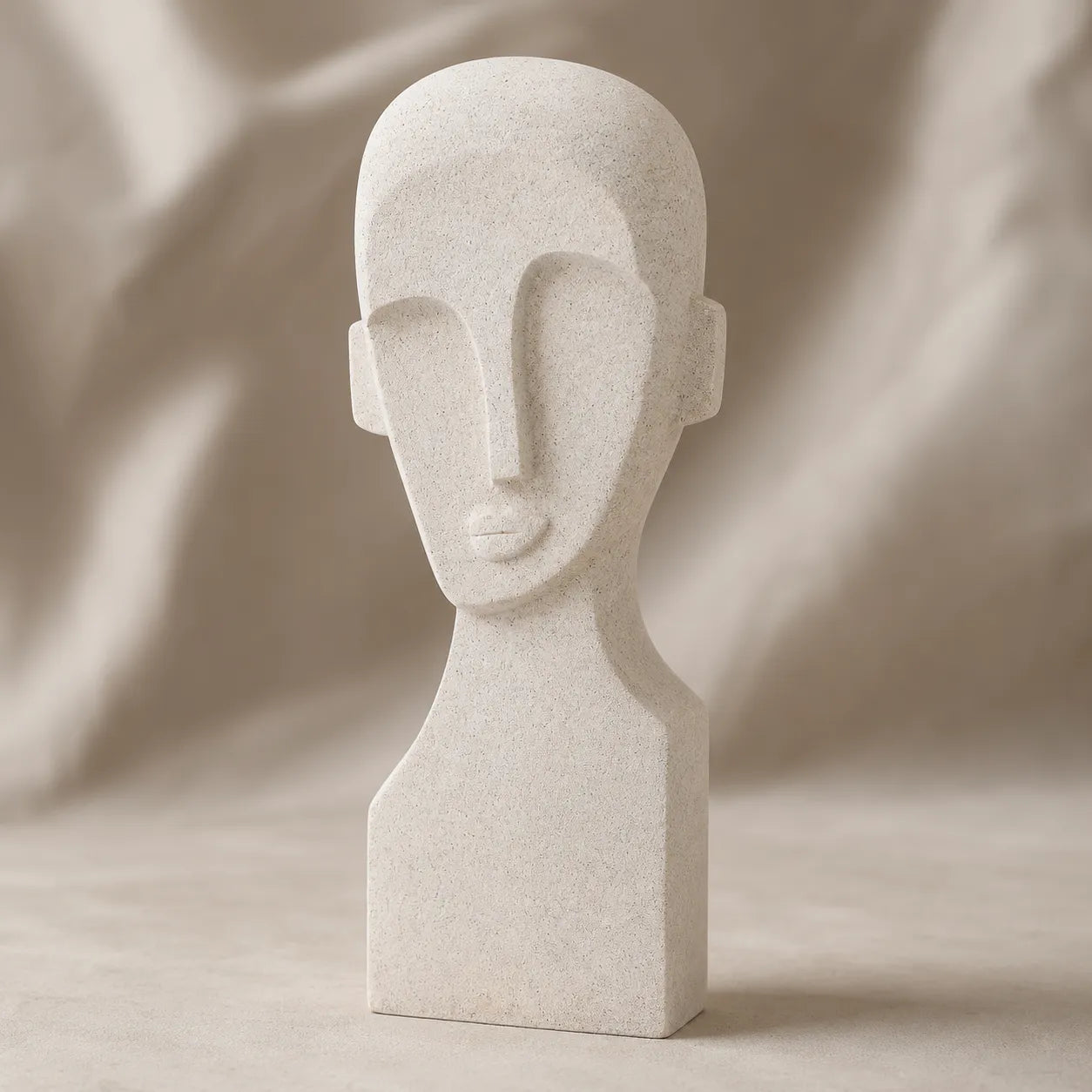 Escultura Decorativa Abstrata em Bege Faces