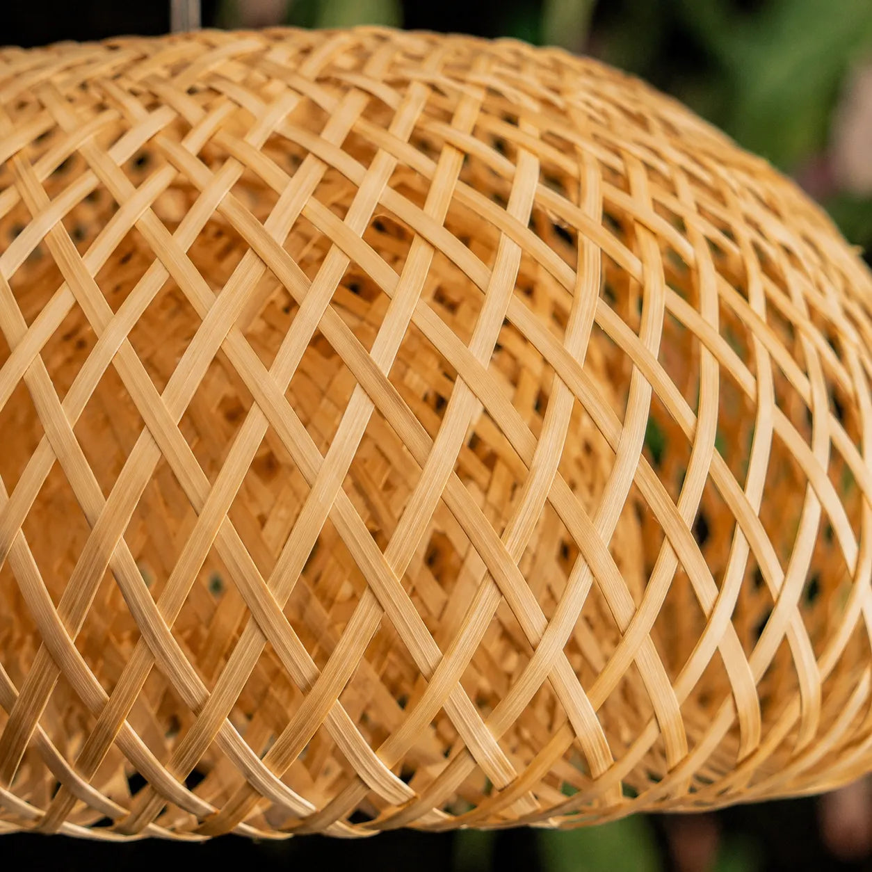 Luminária Pendente de Bambu Sora