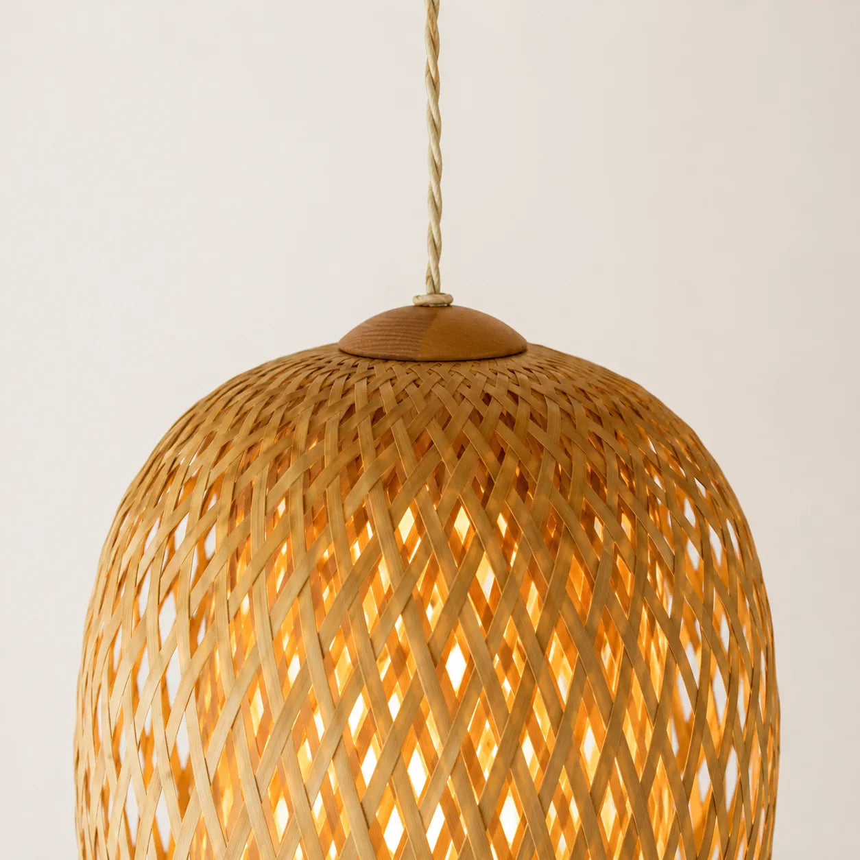 Luminária Pendente de Bambu Sumba