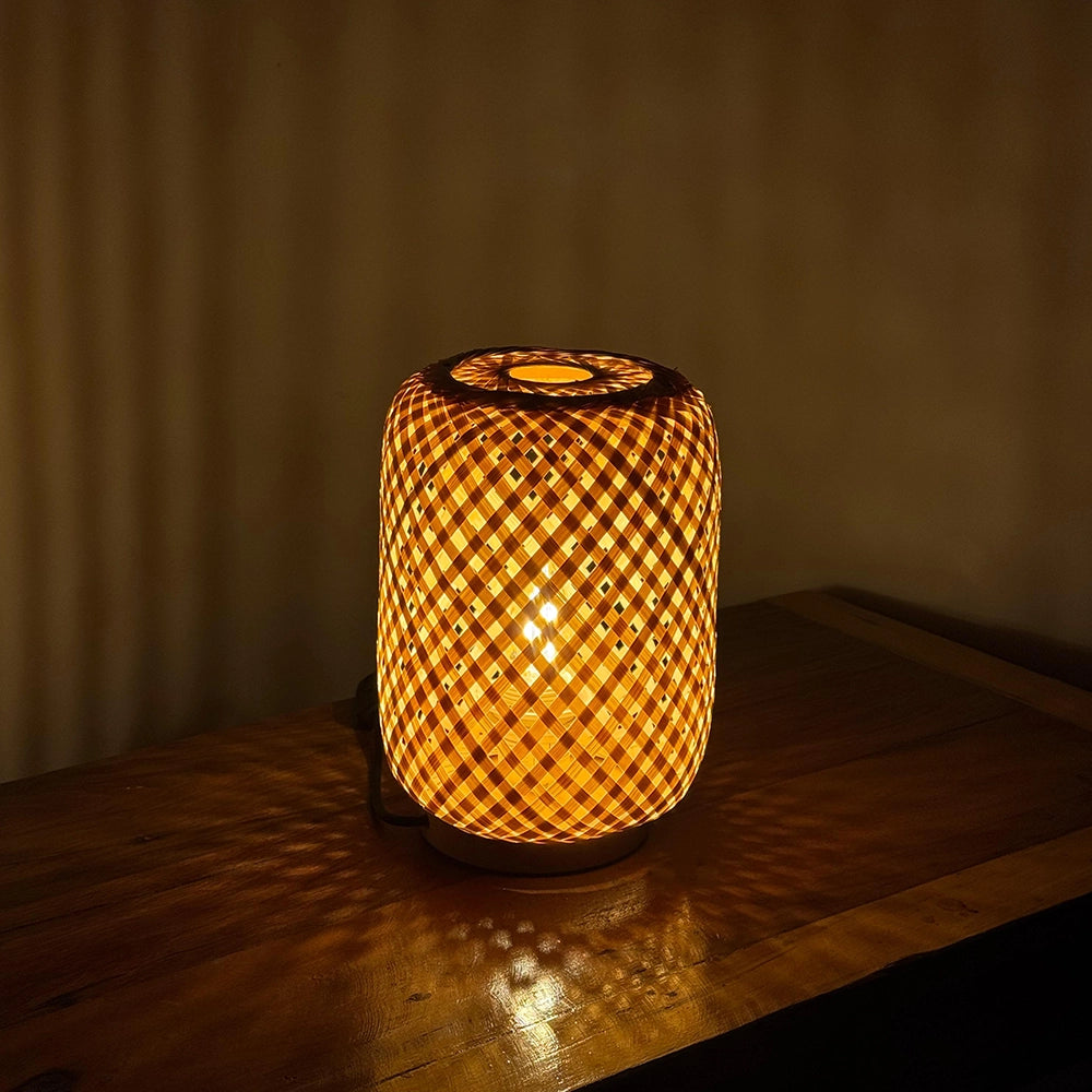 Luminária de Mesa de Bambu Kaia