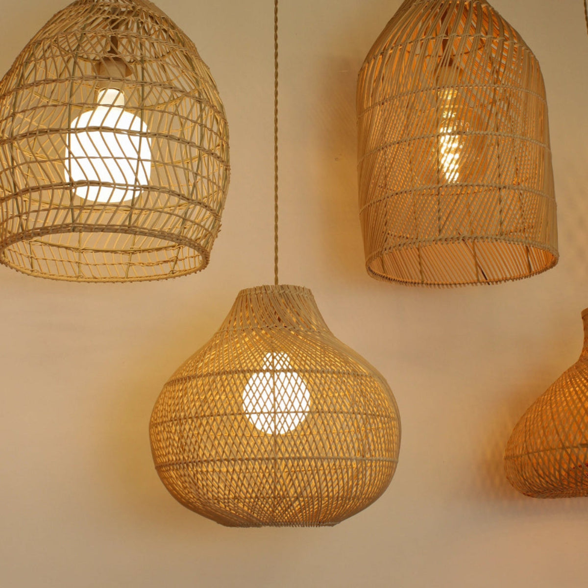 Luminária Pendente de Bambu Maya