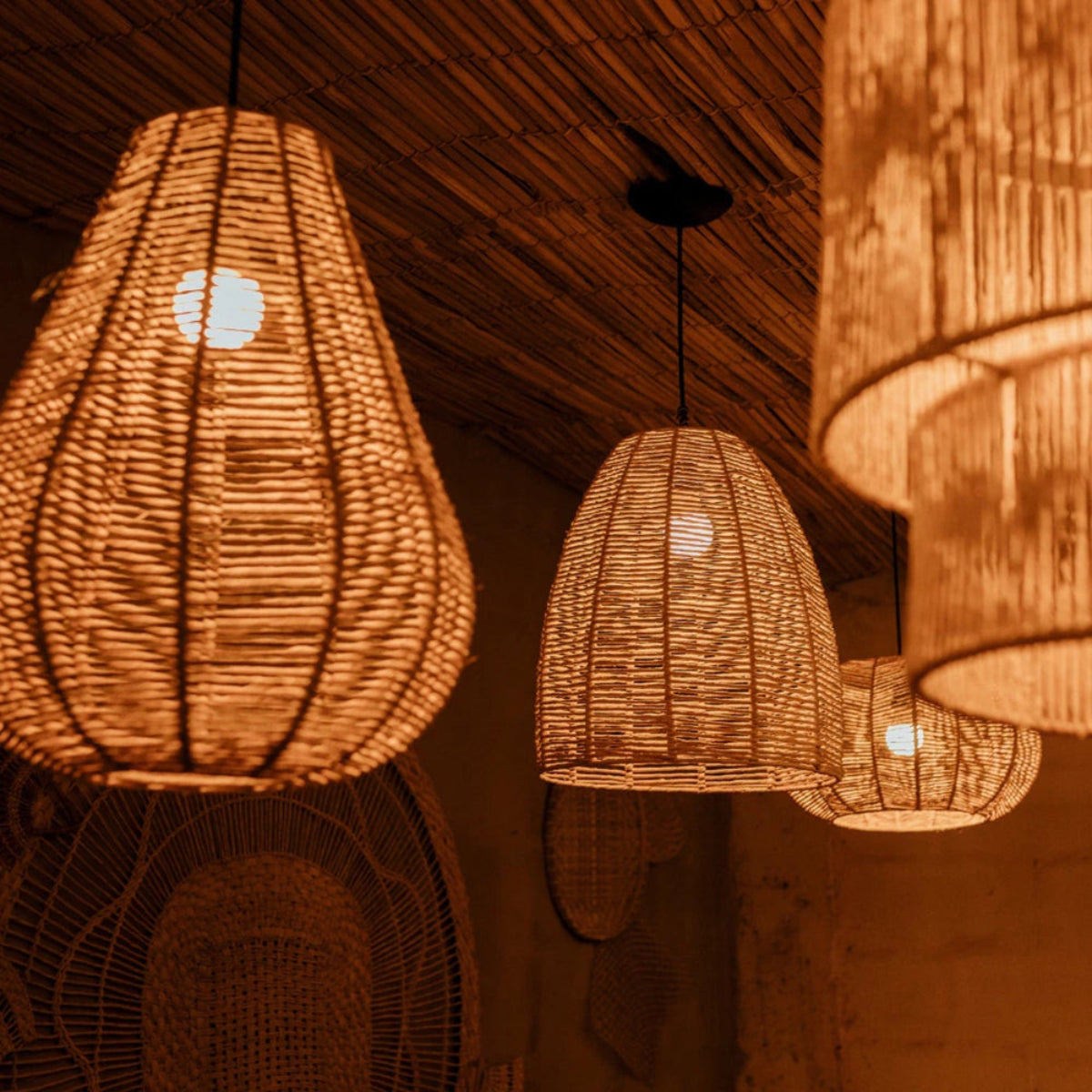 Luminária Pendente de Palha Huaca