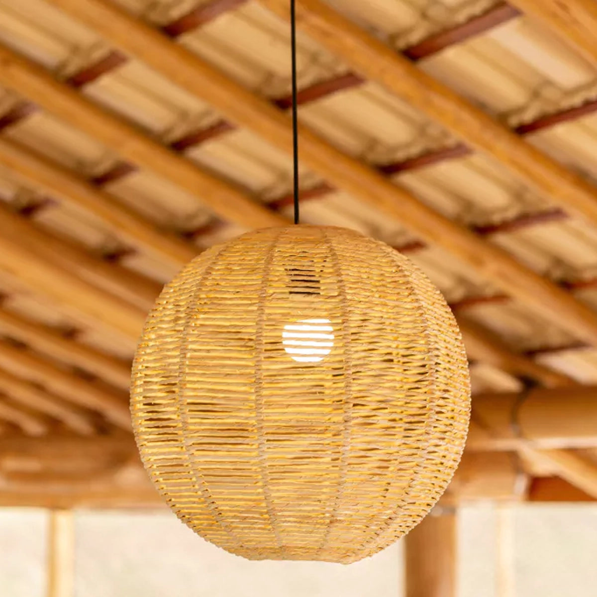 Luminária Pendente de Palha Ñawi
