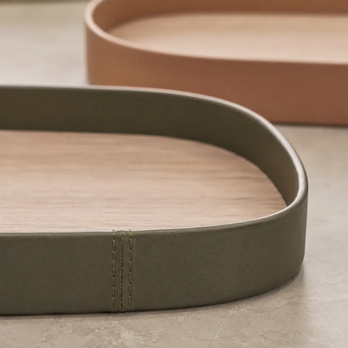 Bandeja Decorativa Oval Sálvia — peça decorativa da Casainno