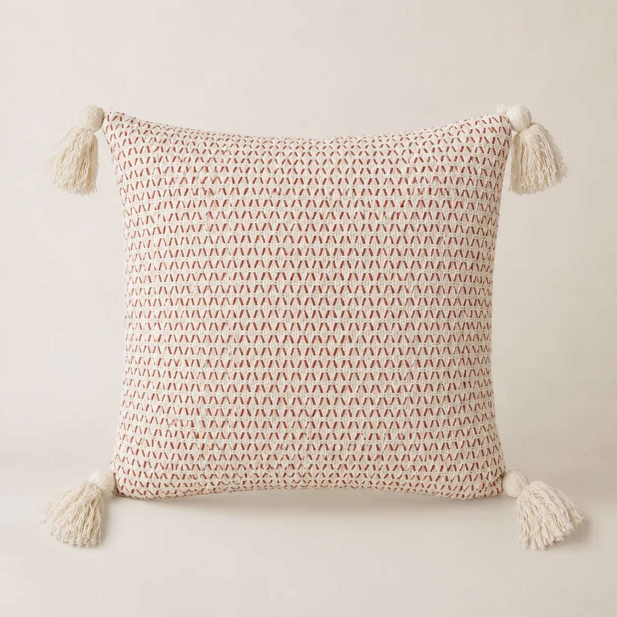 Capa de Almofada Serena para compor a decoração do sofá ou da cama, vista do produto