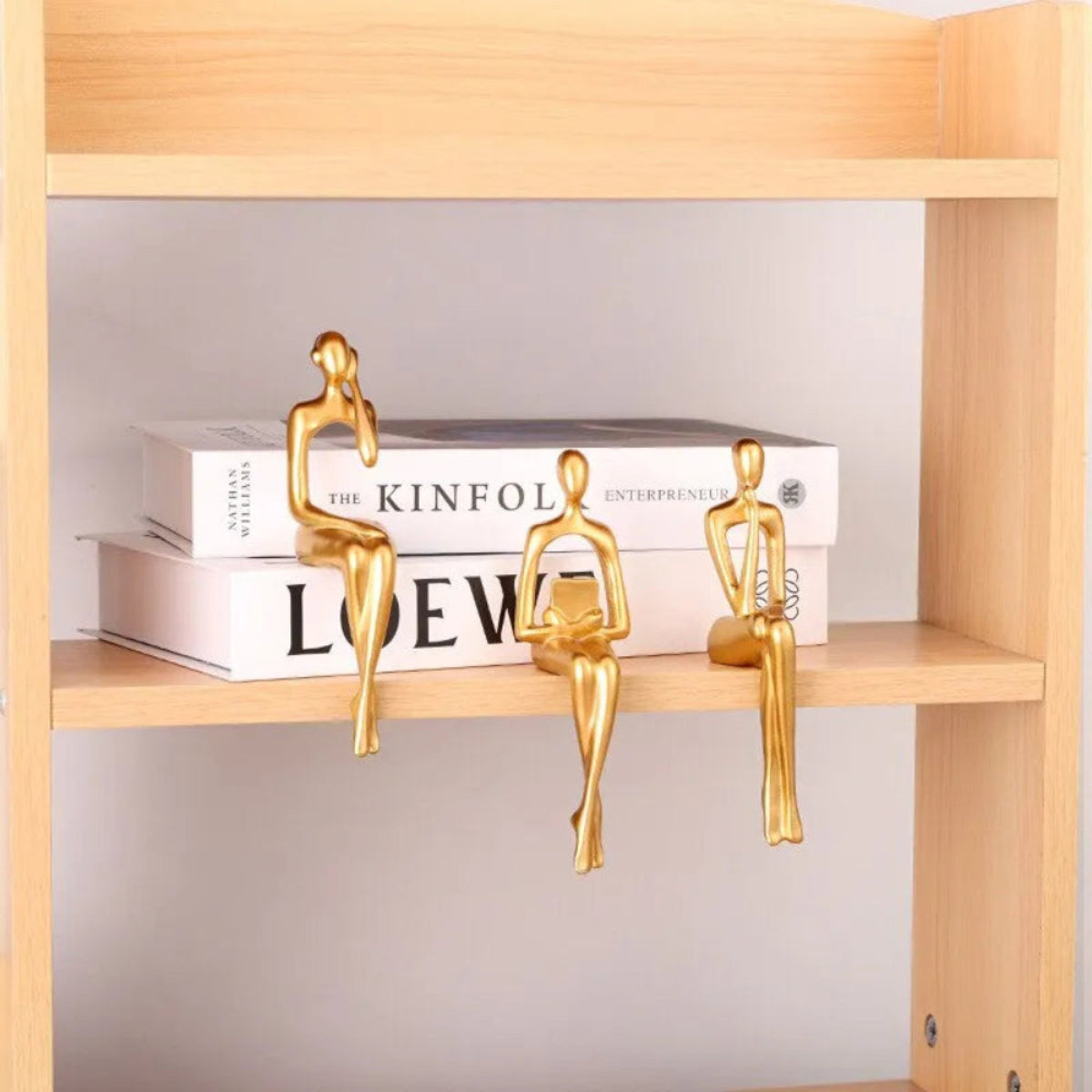 Estátua Escultura em Resina Pensador abstrato