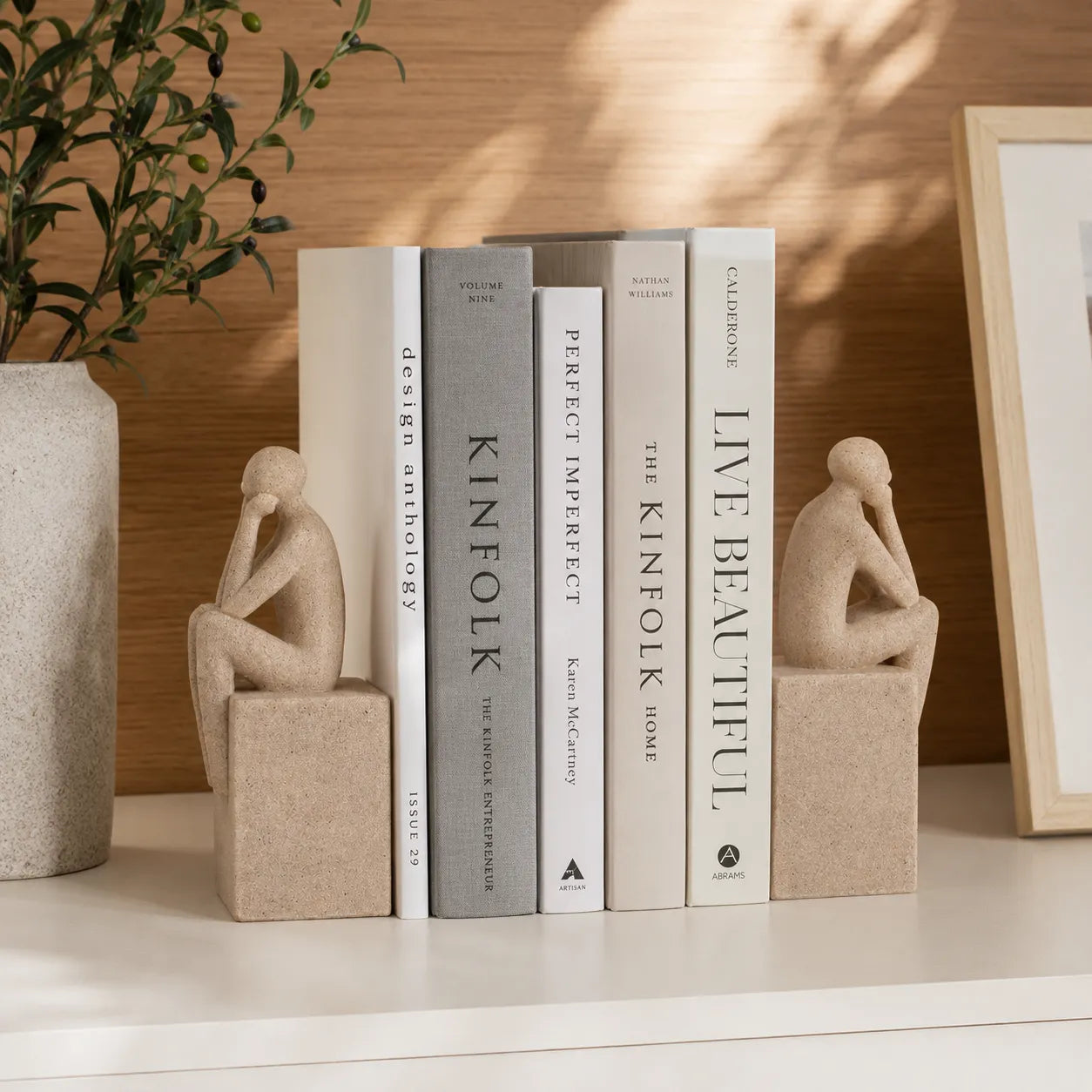 Aparador de Livros Pensadores Minimalistas