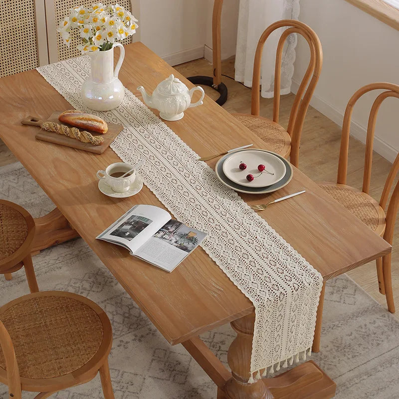 Caminho de Mesa em Renda Boho