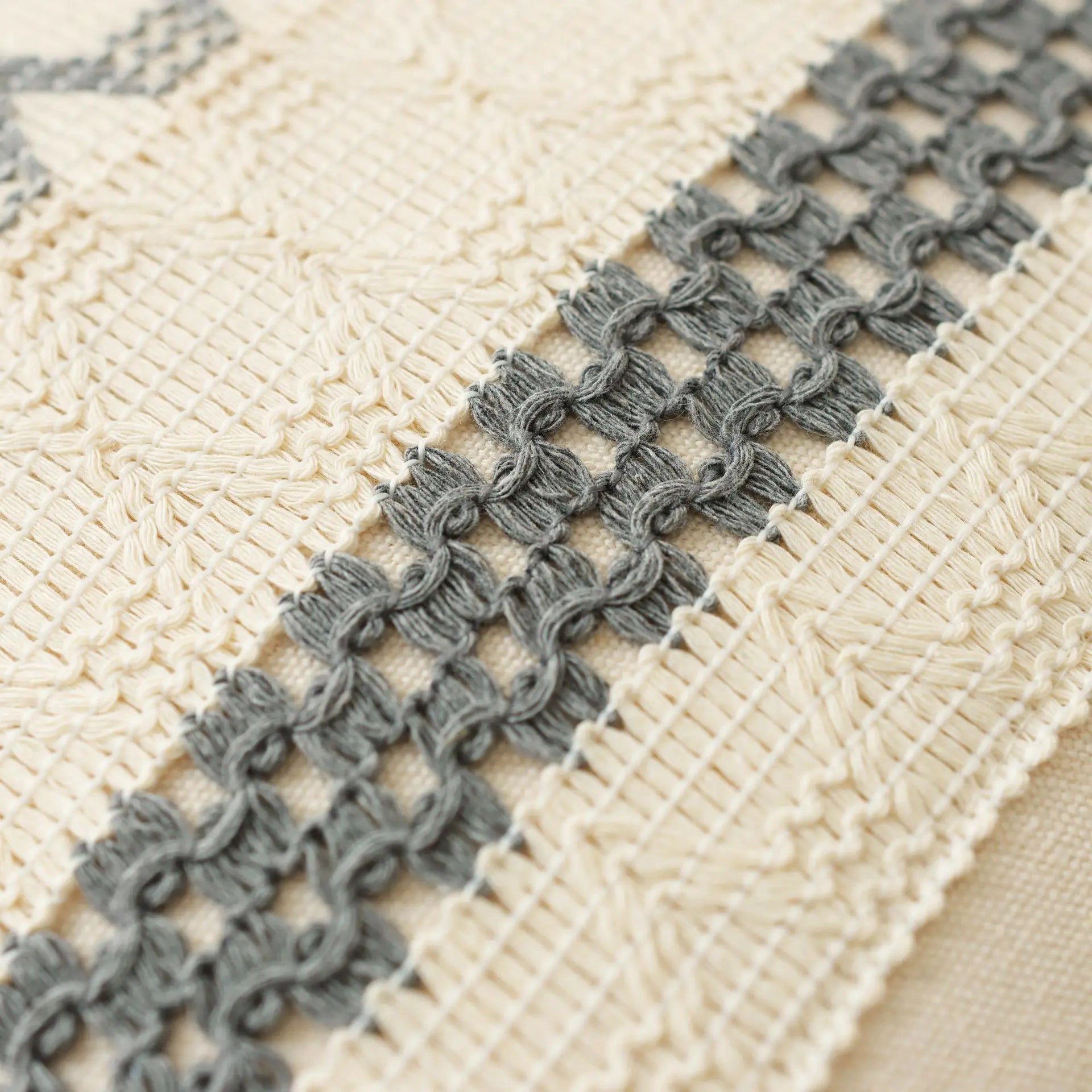 Capa de Almofada Tear Boho