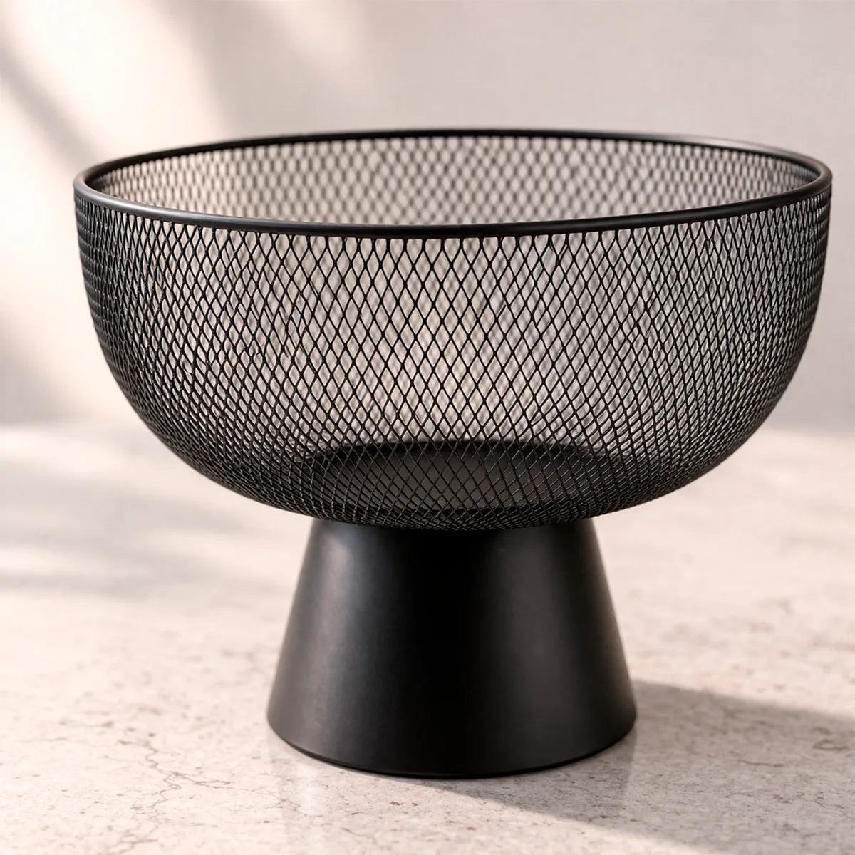 Centro de Mesa Aramado em Metal Preto Urban