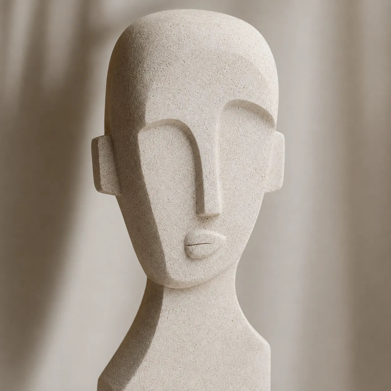 Escultura Decorativa Abstrata em Bege Faces