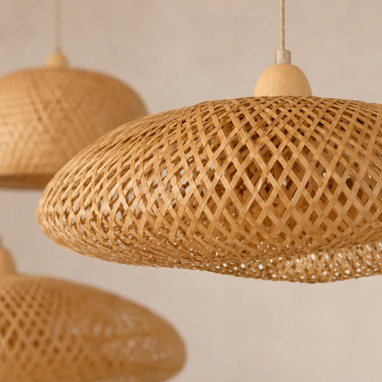 Kit 3 Luminárias Pendente de Bambu Encantos e Luz do Campo