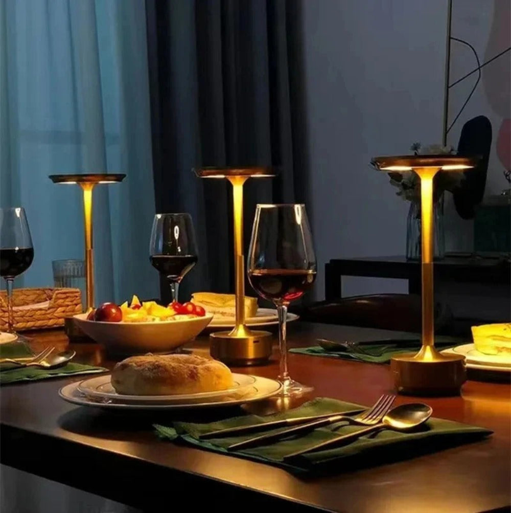Luminária de Mesa LED Sem Fio Metal Ligths Copenhagen