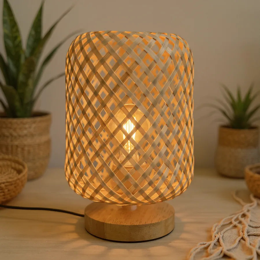 Luminária de Mesa de Bambu Kaia