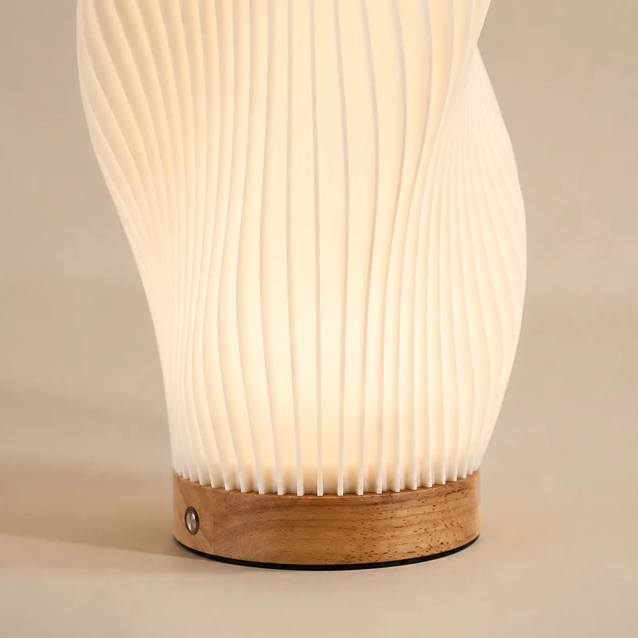 Luminária de Mesa em Estilo Nórdico Moderno