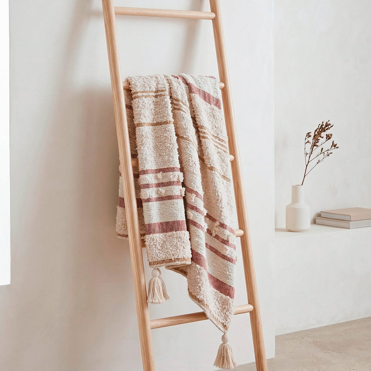 Manta para Sofá Decorativa Boho Bordada Aurora
