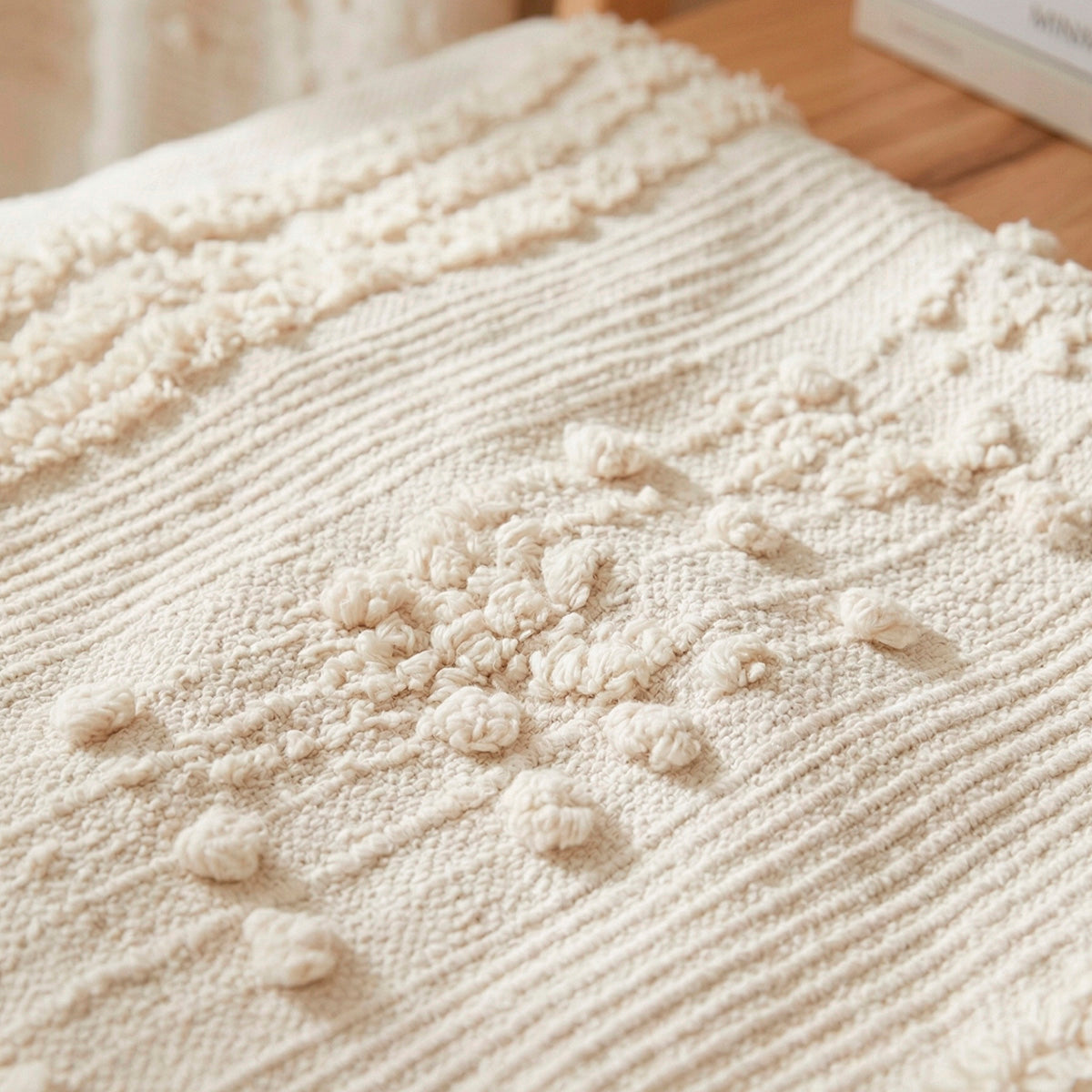 Manta para Sofá Decorativa Boho Bordada Aurora