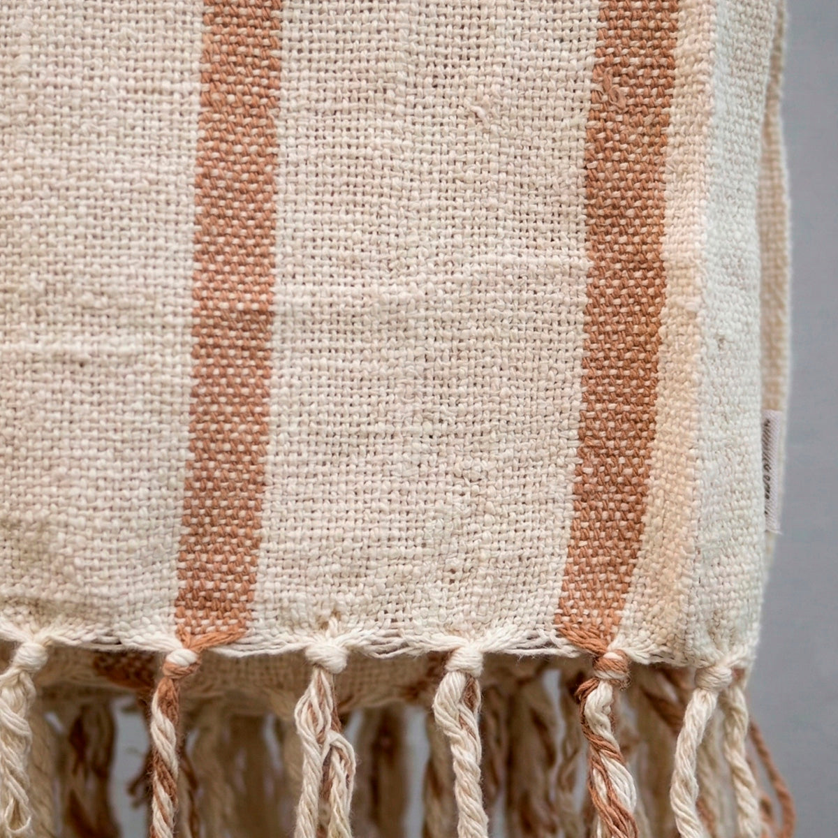 Manta para Sofá Artesanal Algodão com franjas Naturé