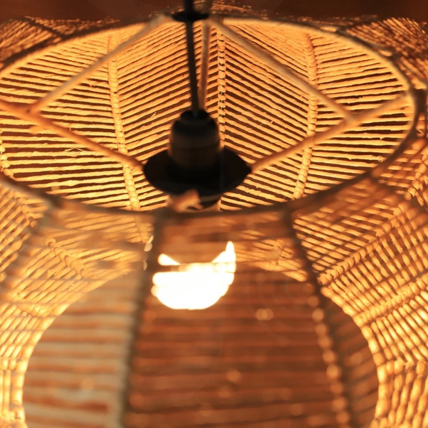 Luminária Pendente de Palha Templo do Sol