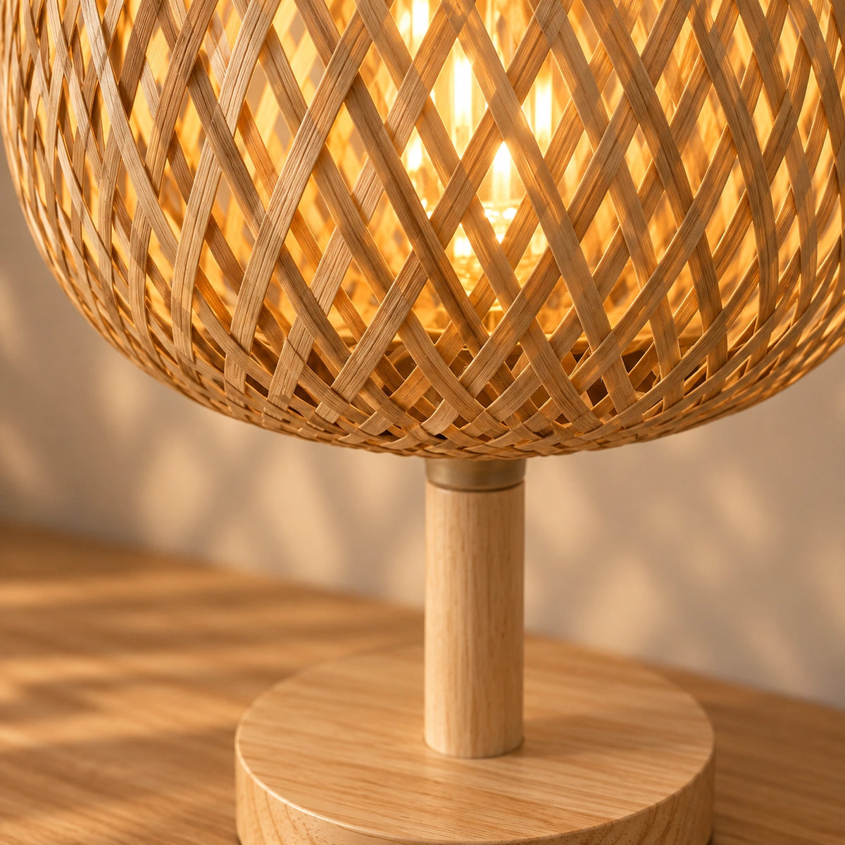 Luminária de Mesa Bambu Âmbar