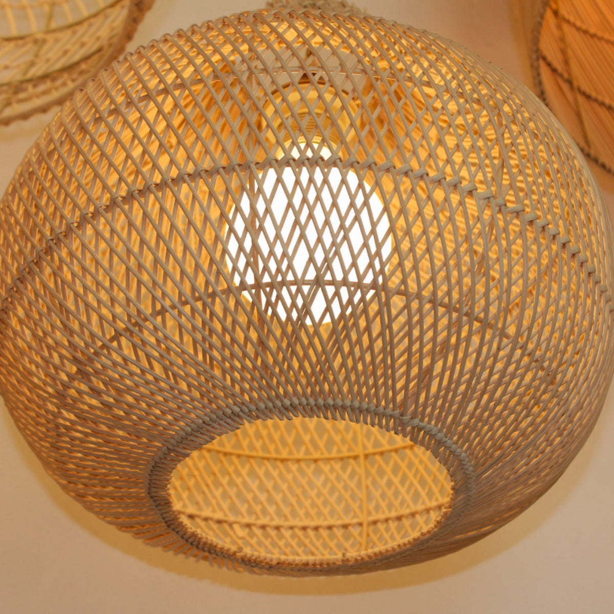 Luminária Pendente de Bambu Maya — imagem principal do produto